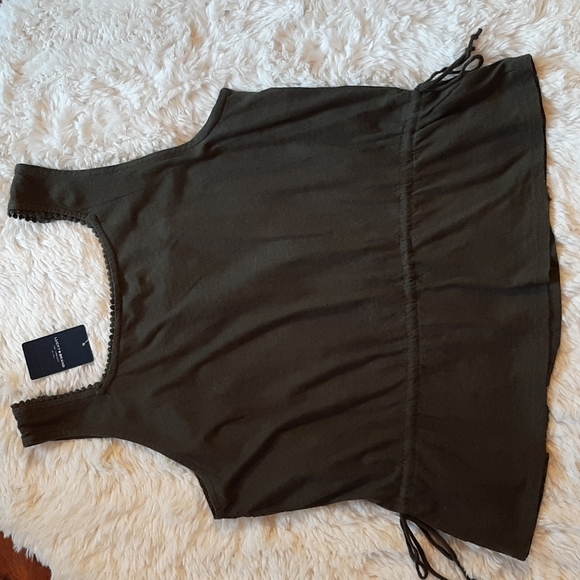 Lucky Brand Olive Green embroidered top, size large, NWT - Picture 10 of 10